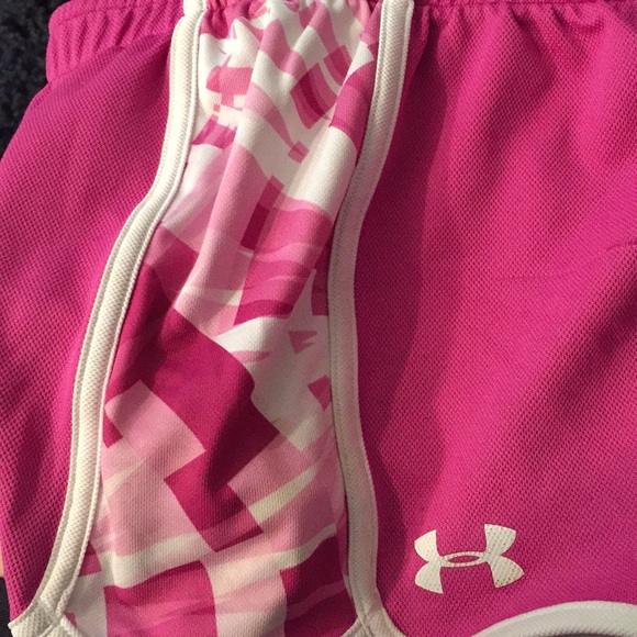 Pink under Armour shorts! - Picture 3 of 4